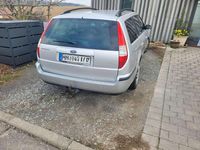 Gebraucht Ford Mondeo Ghia 125 PS (91 kW) 2002 Silber Kombi