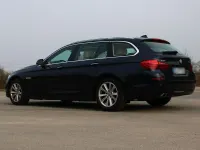 Gebraucht BMW 530 Comfort Edition 258 PS (189 kW) 2014 Blau Kombi