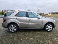 Gebraucht Mercedes ML320 Sport 224 PS (164 kW) 2007 Silber SUV