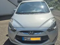 Gebraucht Hyundai ix20 Edition 90 PS (66 kW) 2012 Silber Kleinwagen