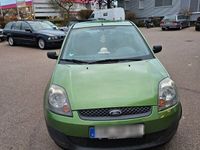 gebraucht Ford Fiesta 1,3 51kW 007 Edition 007