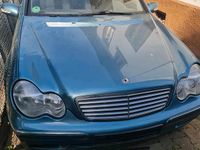 Gebraucht Mercedes C220 143 PS (105 kW) 2001 Braun Limousine
