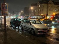 Gebraucht Mitsubishi Space Star 98 PS (72 kW) 2004 Silber Van / Kleinbus