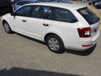 Gebraucht Skoda Octavia Active 105 PS (77 kW) 2014 Weiß Kombi