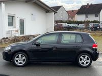 Gebraucht VW Golf VI Comfortline 105 PS (77 kW) 2011 Schwarz Kleinwagen