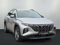 Gebraucht Hyundai Tucson 179 PS (131 kW) 2023 Shimmering silver / met SUV