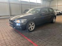 Gebraucht BMW 114 102 PS (75 kW) 2012 Schwarz Kleinwagen