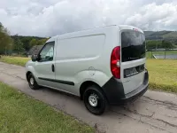 Gebraucht Opel Combo 105 PS (77 kW) 2017 Silber Van / Kleinbus