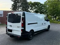 Gebraucht Renault Trafic 121 PS (88 kW) 2017 Weiß Van / Kleinbus