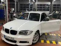 Gebraucht BMW 118 Performance 143 PS (105 kW) 2011 Weiß Kleinwagen