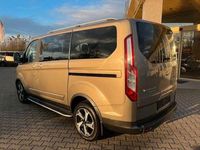 Gebraucht Ford Tourneo Custom Active 185 PS (136 kW) 2022 Gold Van