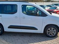 Gebraucht Opel Combo Life 131 PS (96 kW) 2024 Weiß Van / Kleinbus