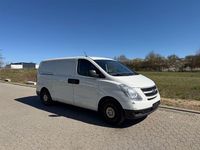 Gebraucht Hyundai H-1 116 PS (85 kW) 2011 Weiß Van / Kleinbus
