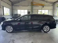 Używany Opel Astra Elegance 131 KM (96 kW) 2023 Czarny Hatchback