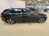 Używany Audi A5 S-Line 204 KM (150 kW) 2025 Czarny Kombi