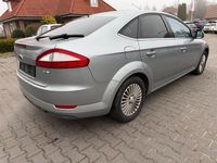 Gebraucht Ford Mondeo Titanium 140 PS (102 kW) 2009 Silber Limousine