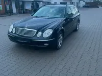 Gebraucht Mercedes E280 177 PS (130 kW) 2005 Schwarz Kombi