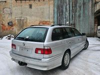Gebraucht BMW 525 163 PS (119 kW) 2003 Silber Kombi