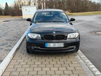 Gebraucht BMW 118 143 PS (105 kW) 2008 Schwarz Kleinwagen