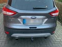 Gebraucht Ford Kuga Trend 150 PS (110 kW) 2014 Grau SUV
