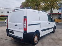 Second-hand Citroën Jumpy 90 CP (66 kW) 2012 Alb Monovolum