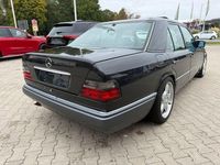 Gebraucht Mercedes 280 193 PS (141 kW) 1995 Schwarz Limousine