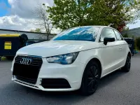 Gebraucht Audi A1 86 PS (63 kW) 2011 Weiß Kleinwagen