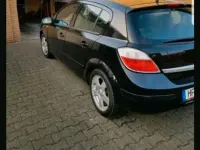 Gebraucht Opel Astra 90 PS (66 kW) 2004 Schwarz Limousine