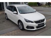 Gebraucht Peugeot 308 131 PS (96 kW) 2021 Blanc banquise Kombi