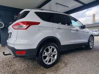 Usado Ford Kuga 179 HP (131 kW) 2015 Branco SUV