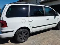 Gebraucht VW Sharan United 140 PS (102 kW) 2010 Weiß Van / Kleinbus