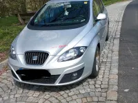 Usado Seat Altea 105 HP (77 kW) 2014 Prateado Monovolume