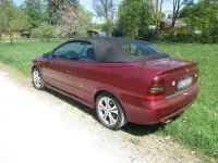 Gebraucht Opel Astra Cabriolet 101 PS (74 kW) 2001 Rot Cabrio