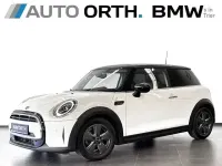 Używany Mini Cooper 136 KM (100 kW) 2022 Biały Hatchback
