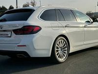 Gebraucht BMW 530e 184 PS (135 kW) 2022 Alpinweiss Kombi