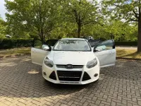 Gebraucht Ford Focus Titanium 125 PS (91 kW) 2014 Weiß Limousine