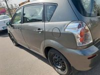 gebraucht Toyota Corolla Verso 1.8 Lit Benzin 7 Zitse, Top Zustand