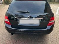 Gebraucht Mercedes C220 170 PS (125 kW) 2012 Schwarz Kombi
