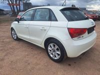 Gebraucht Audi A1 Sportback Attraction 90 PS (66 kW) 2012 Weiß Kleinwagen