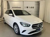 Gebraucht Mercedes B200 Progressive 163 PS (119 kW) 2022 Weiß Kleinwagen