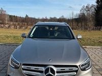 Gebraucht Mercedes GLC300 245 PS (180 kW) 2021 Gold SUV