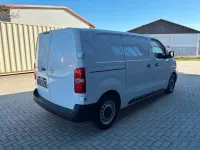 Gebraucht Opel Vivaro Selection 102 PS (75 kW) 2023 Casablancaweiss/glacier/arctic w Van / Kleinbus