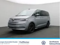 Gebraucht VW Multivan Style 150 PS (110 kW) 2025 Silber Van / Kleinbus