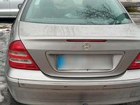 Gebraucht Mercedes C220 150 PS (110 kW) 2004 Andere farben Limousine