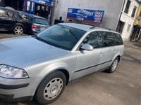 Gebraucht VW Passat 2004 Silber Kombi