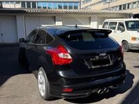 Second-hand Ford Focus ST 250 CP (183 kW) 2013 Negru Berlinǎ