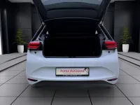 Gebraucht VW ID.3 Pro Performance 150 kW (204 PS) 2023 Weiß Kleinwagen
