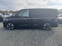 Neu VW Multivan 150 PS (110 kW) 2025 Deep black perleffekt Van