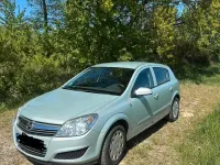 Usata Opel Astra 115 CV (84 kW) 2009 Argento Coupé