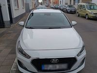 gebraucht Hyundai i30 1.4 Pure, TÜV + Insp. Neu, LMF, 8Fach bereif